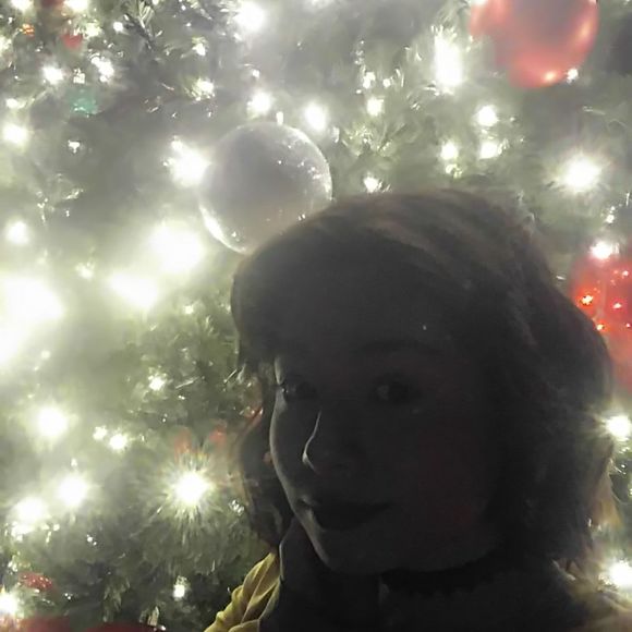 Meet your Posher, Carissa - Picture 1 of 1